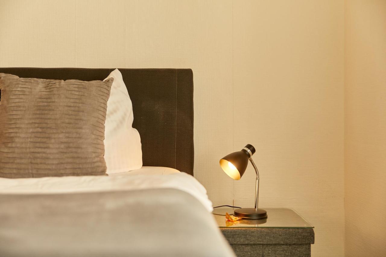Hotel Zum Dicken Baum Майен Екстериор снимка
